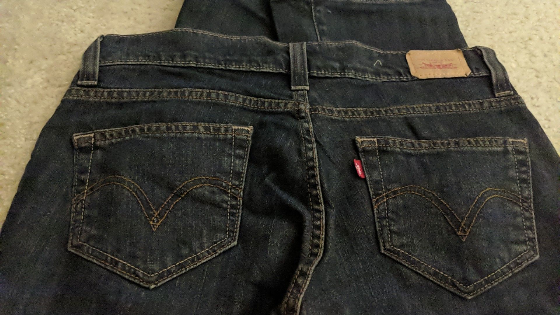 Levi junior size 9 jeans