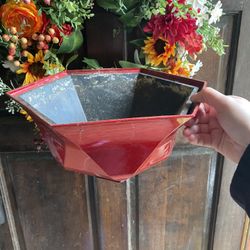 FREE‼️ Red Plastic Planter