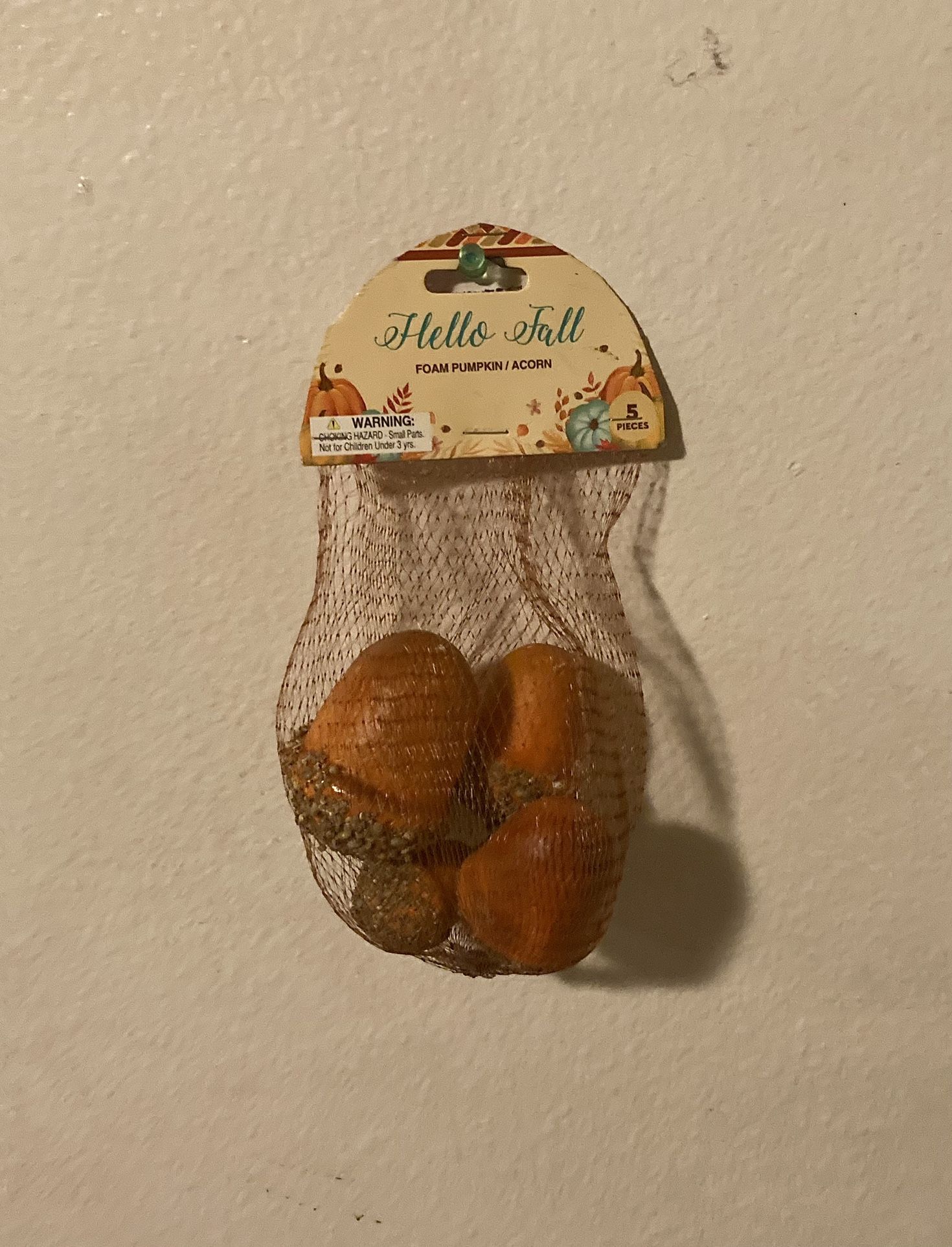 5 Foam Acorns as Decorations