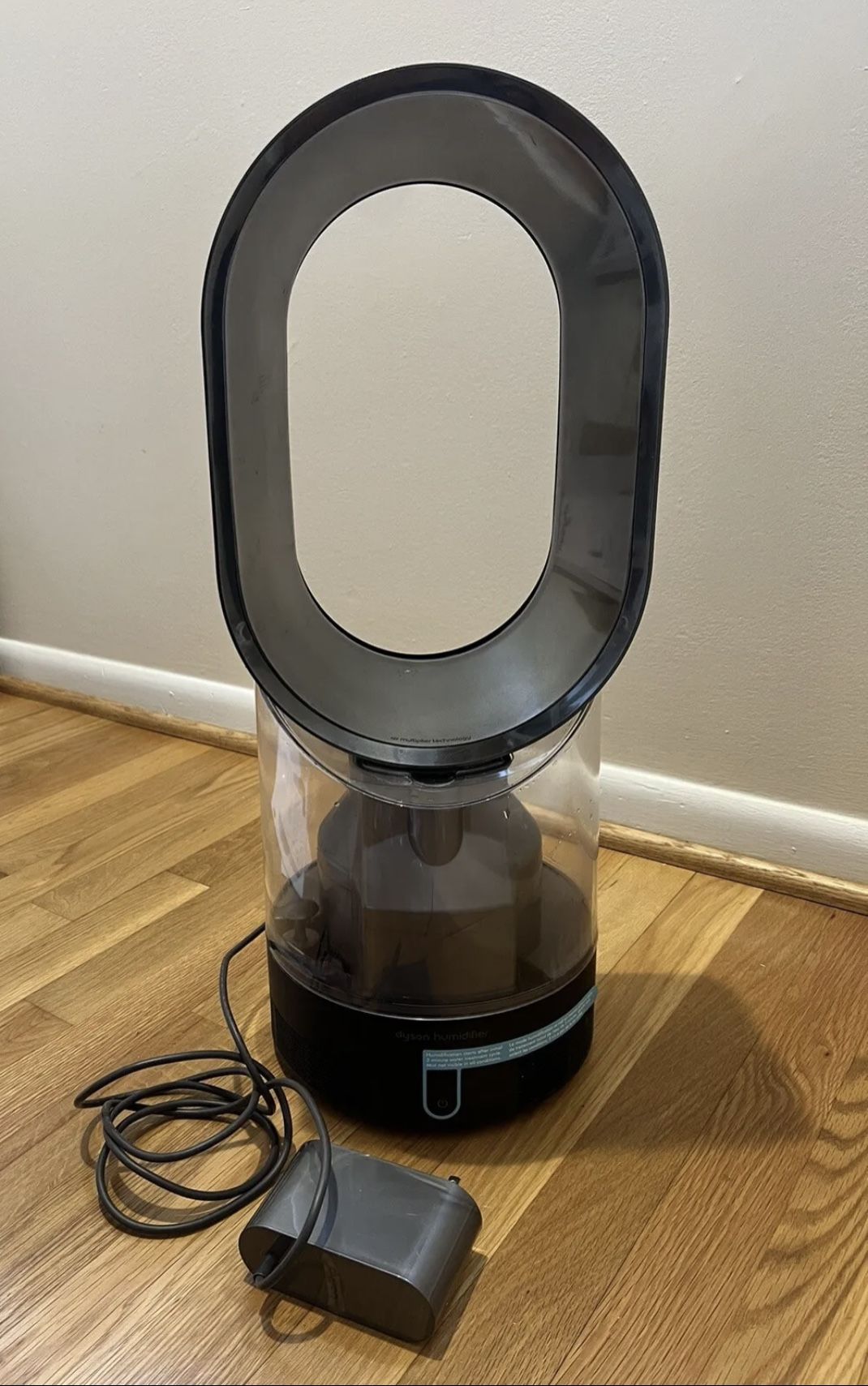 Dyson AM10 Humidifier - Black for Sale in Las Vegas, NV - OfferUp