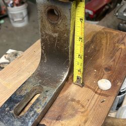 2,000 Pound HITCH—5 inch Drop