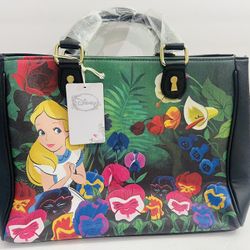 Rare HTF ❤️ Disney Alice In Wonderland