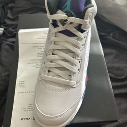Grape 5s Never Worn Size 7y 