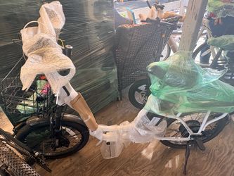 Caroma Electric Bike with Front Basket