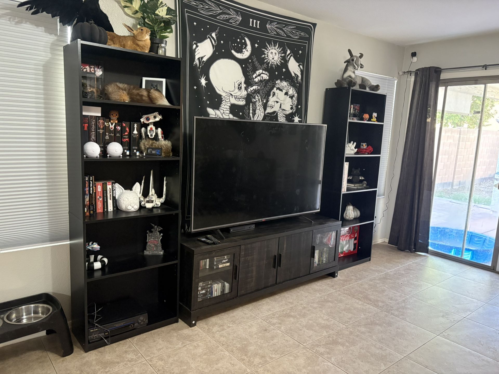 Bookshelves/ Entertainment Center