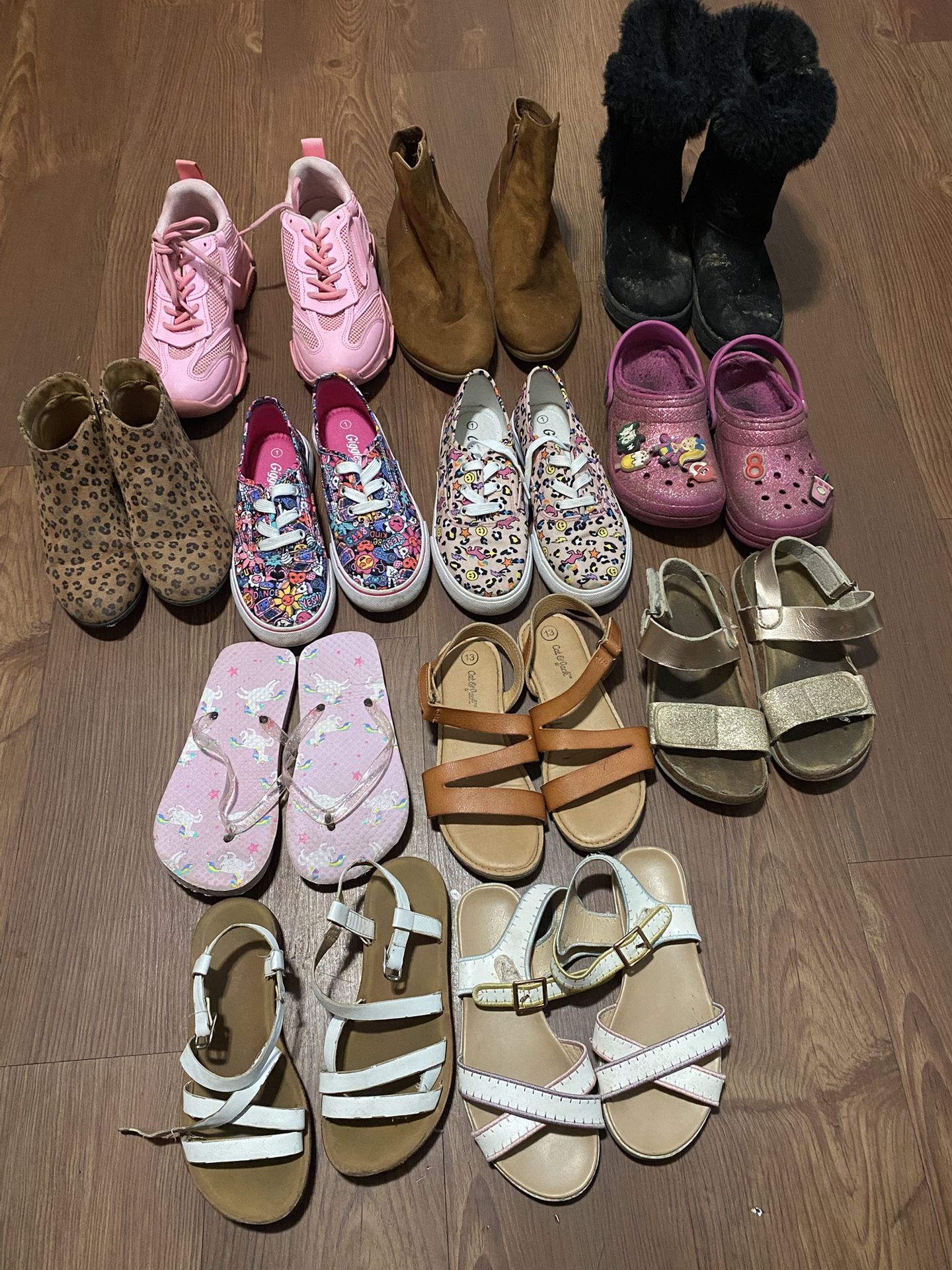 Girls Shoes