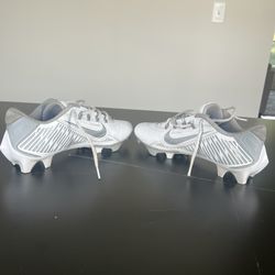 Nike Football Cleats Size 8