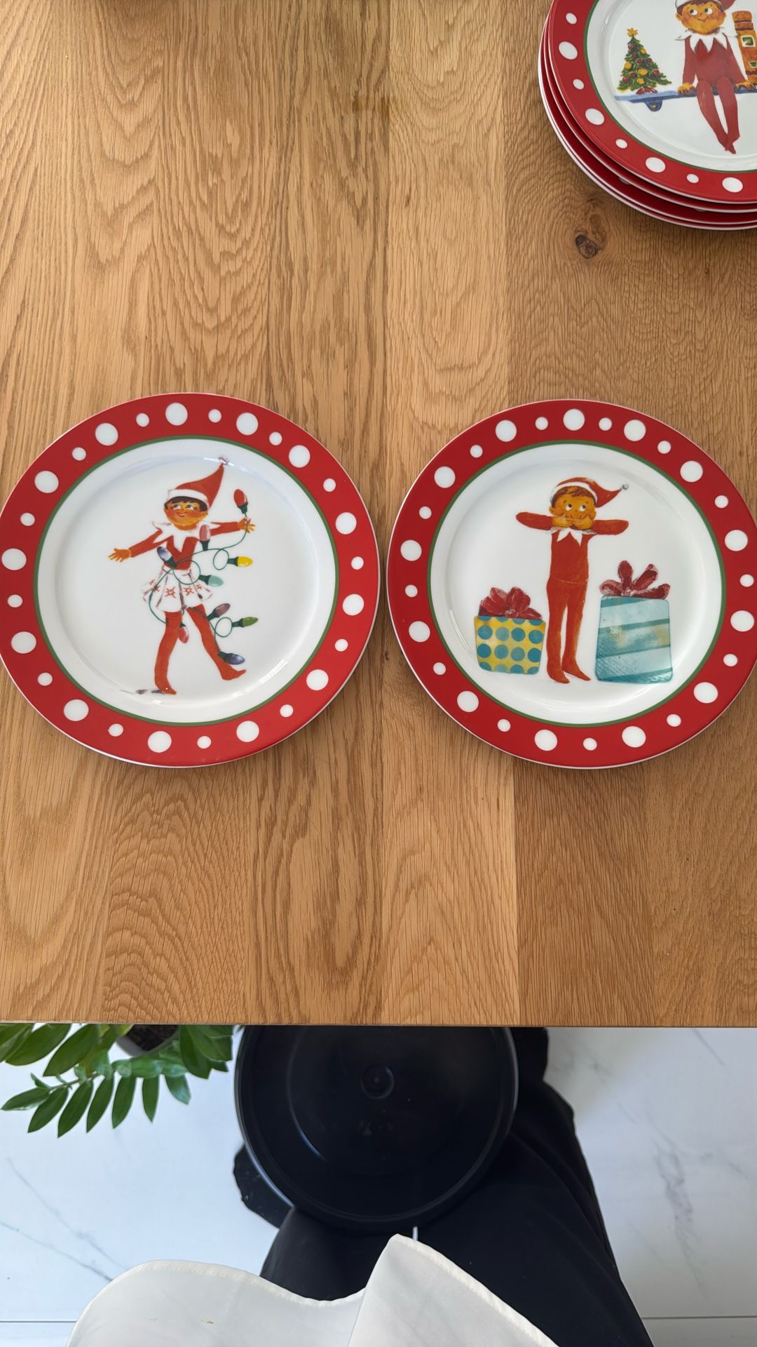Elf On The Shelf Ceramic Plate Set Pottery Barn