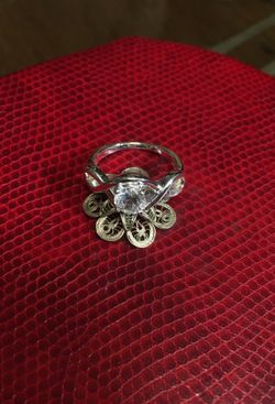 😊925 silver ring with beautiful stone 💎