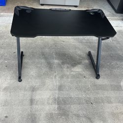 42 Inch Gaming Table
