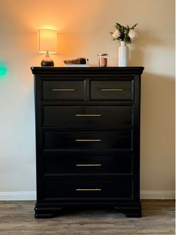 Black Modern 5 Drawer Dresser/Brass Hardware