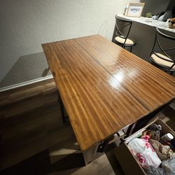 Walnut Expandable Table 