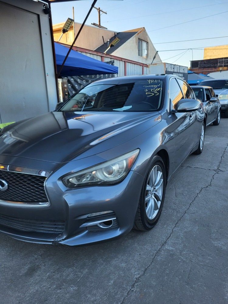 2014 Infiniti Q50
