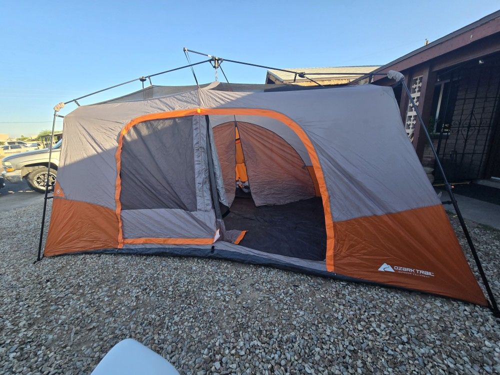 11 Person Instant Tent