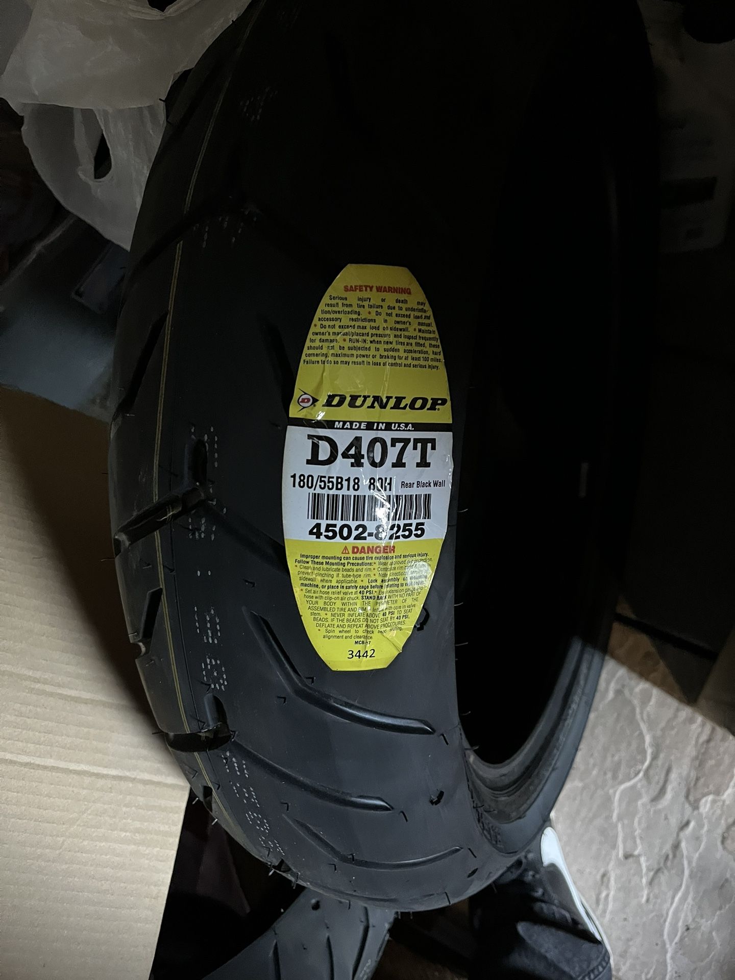 Harley Davidson Dunlop D407 Rear Tire 180/55/18 New