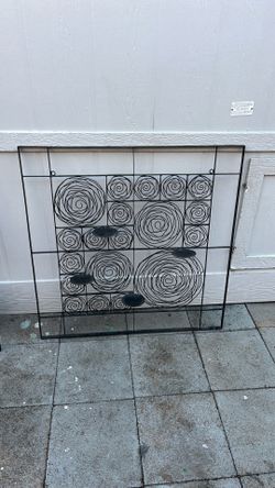 Metal wall decoration