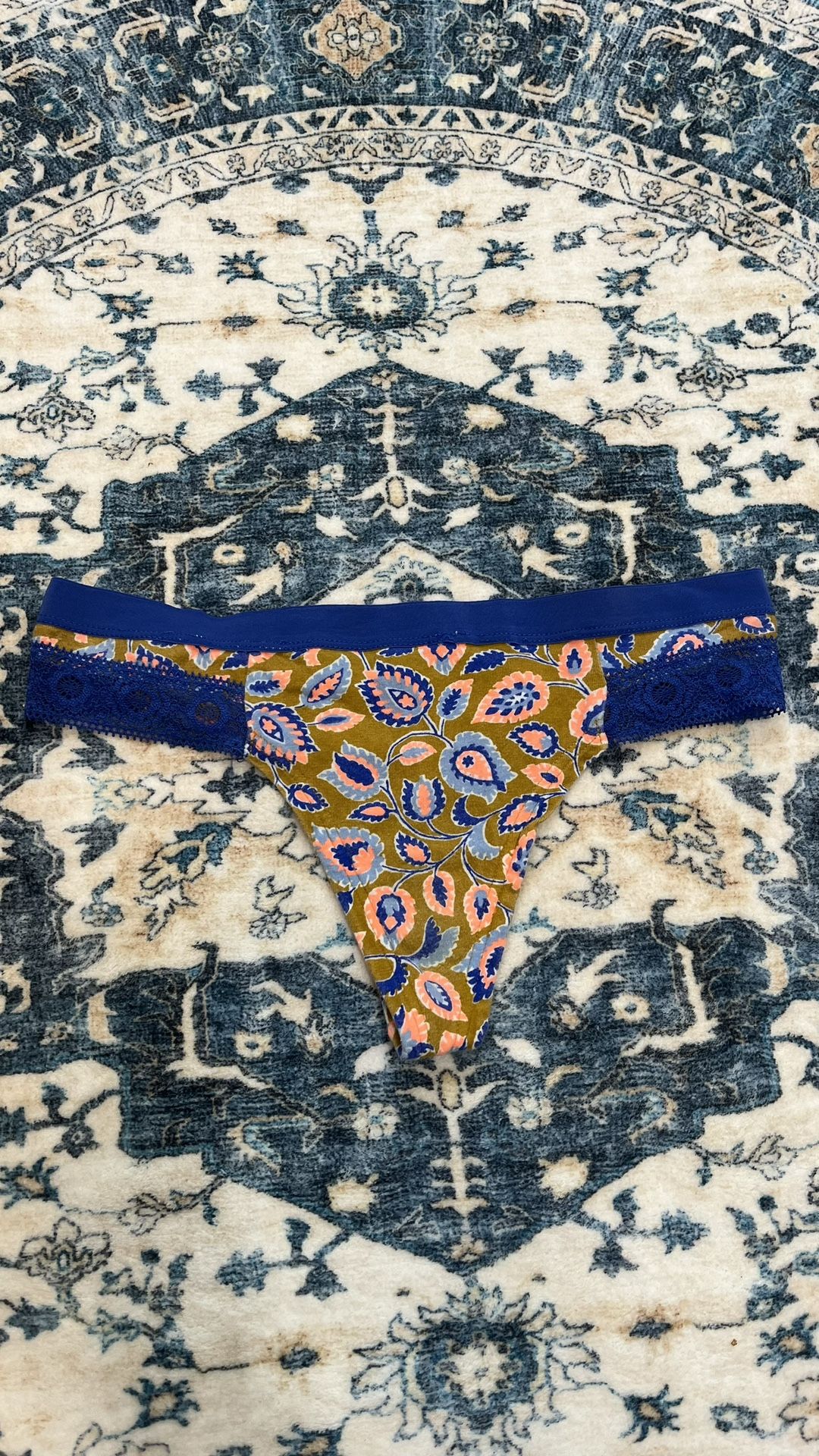 Aerie Women’s Small Royal Blue Lace Yellow Pink French Blue Paisley Print Thong