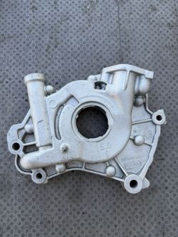 2015 Ford Mustang Gt OEM Oil Pump And Gear