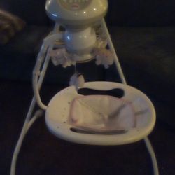 Fisher-Price Surreal serenity Cradle N swing