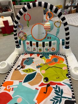Fisher-Price Baby Playmat
