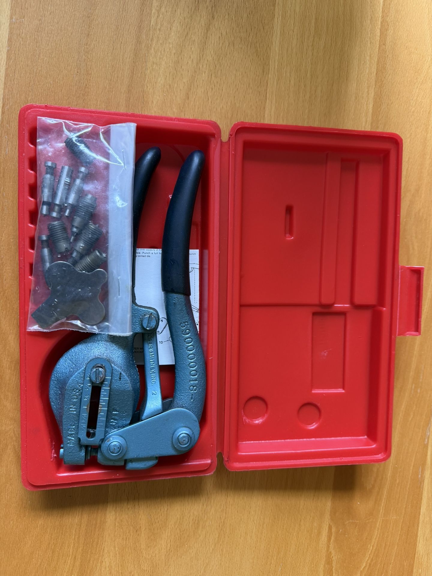 ★★★★★   Roper Whitney Junior #5 Hand Punch Kit