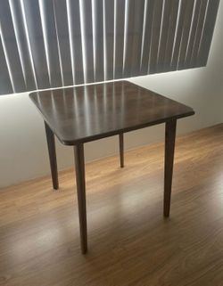 Canberra  27.6”  dinning table (walnut)