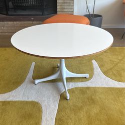 George Nelson Pedestal Coffee Table 