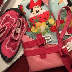 Life Jacket30-50 Lb Water Shoes 13/1 