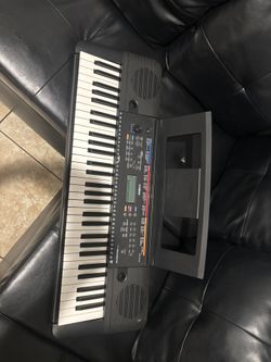 Yamaha PSR-E263 Keyboard