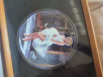 Marilyn Monroe Plate Set In Bradford Exchange