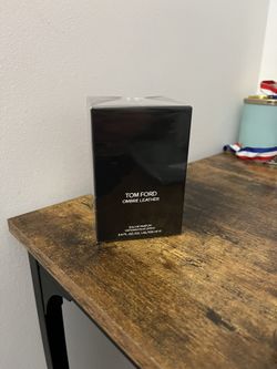 Tom Ford OmbrĆ© Leather ā Bold Luxury Gift Fragrance š