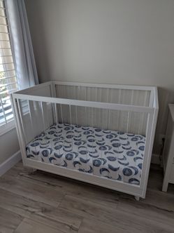 Sloan Crib with Toddler Conversion Kit