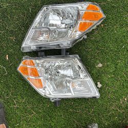 2019 NISSAN FRONTIER HEADLIGHTS