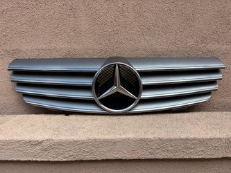 Mercedes-Benz 209 Front Bumper Radiator Grille A(contact info removed)