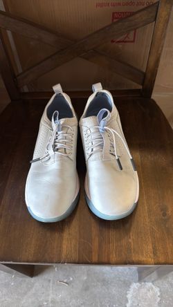 Clove Nursing shoes