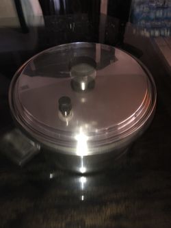 Olla 6 qts usada y muy buenas condiciones