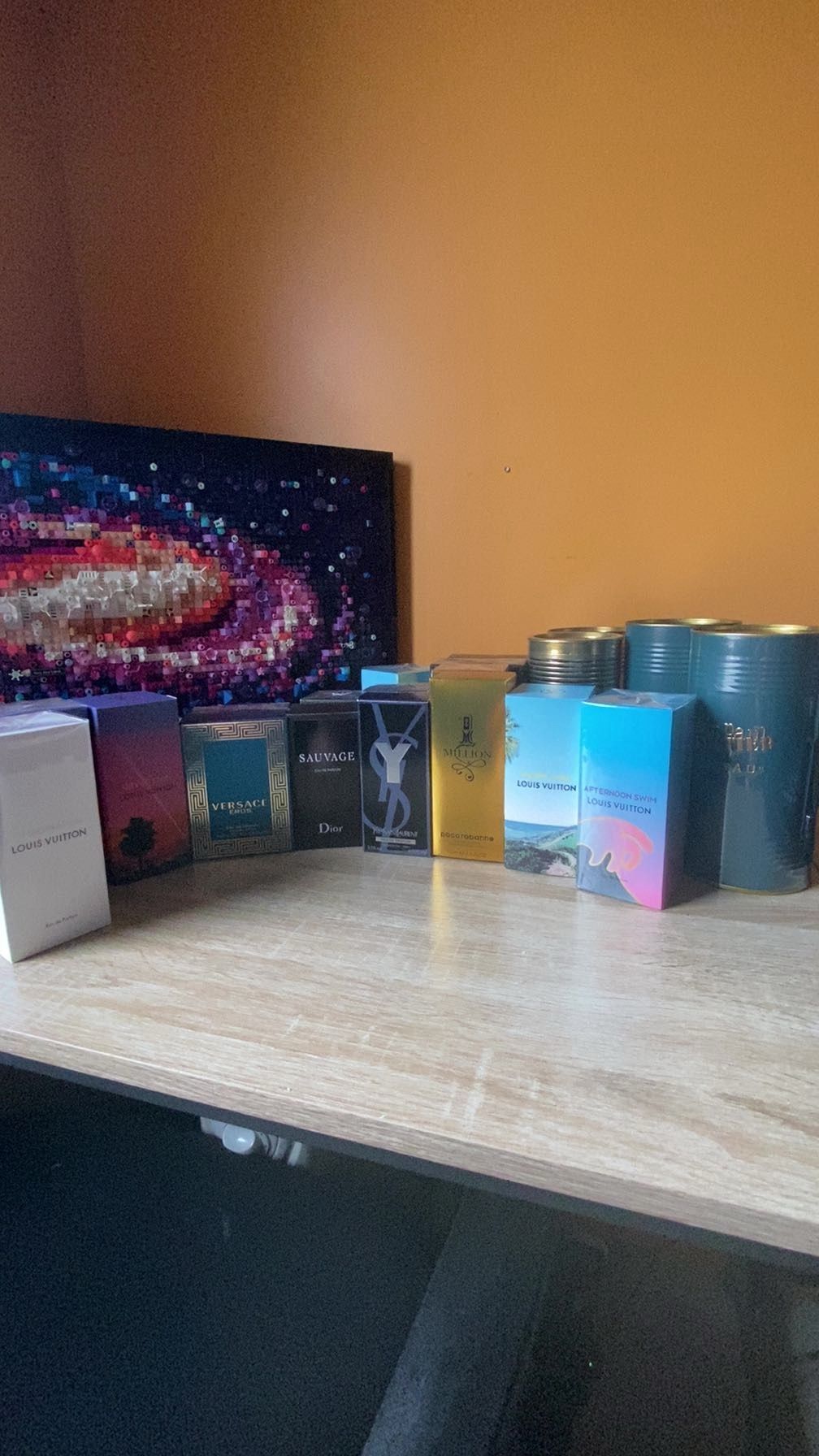 Colognes/fragrances