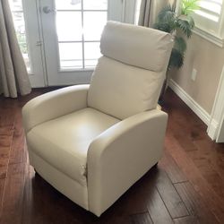 New Out Of Box Recliner $ 150