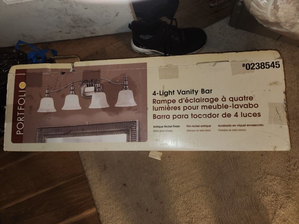 Portfolio Vanity Light