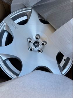 20s staggered Donz