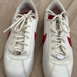 Nike Cortez