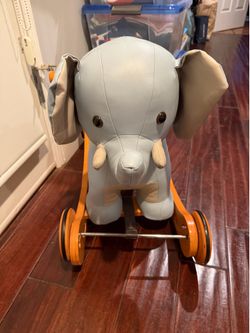 Rocking chair elephant for toddlers