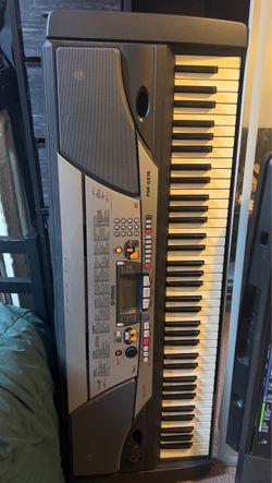 Yamaha PSR-GX76 76-Key Digital Keyboard