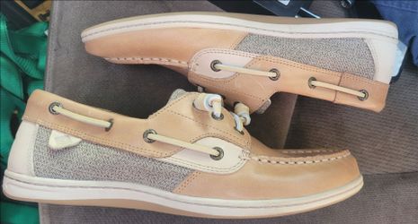Sperry size 11 women's/ 9.5 in men's. Brand new