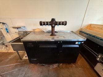 Commercial Back Bar Cooler with Draft Beer Tower