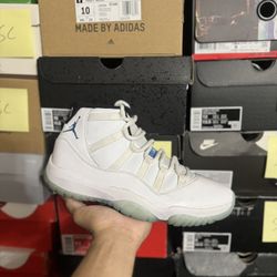 2014 Jordan Legend Blue 11s size 10  USED But Clean