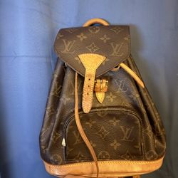  Louis Vuitton Monogram Mini Montsouris Backpack