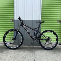 SPECIALIZED PITCH MOUNTAIN BIKE FULL SUSPENSION 