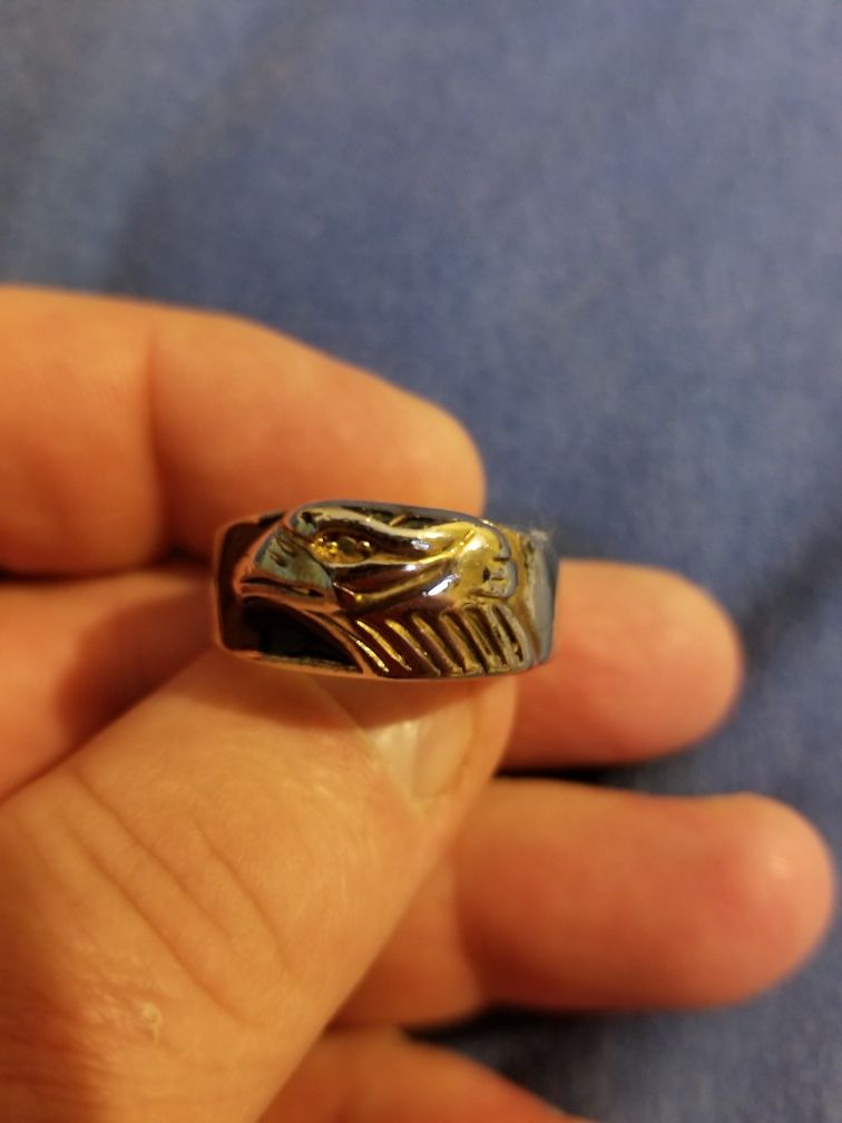 Eagle ring
