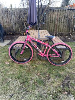 Pink camo lifepro bike